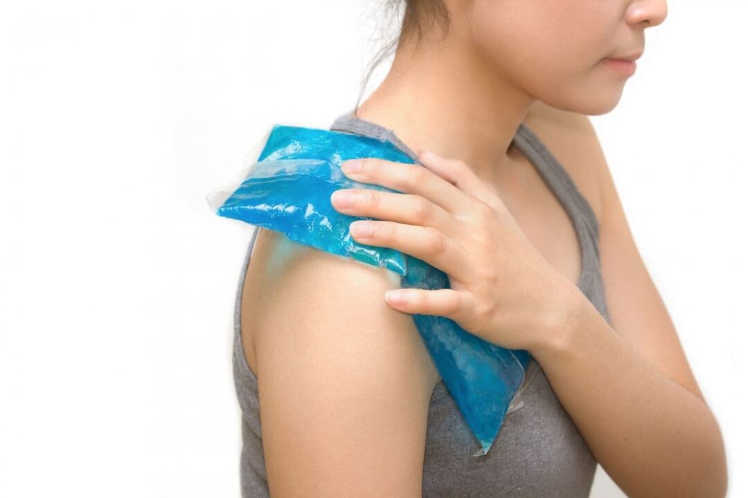 Compress for the shoulder with arthrosis in order to get rid of pain